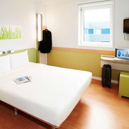 Ibis Budget Cergy St Christophe Kültér fotó