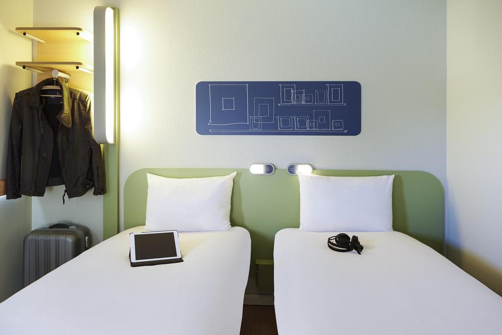 Ibis Budget Cergy St Christophe Kültér fotó